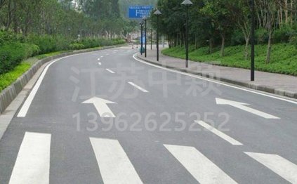 蘇州道路劃線基礎(chǔ)施工是怎么操作的呢？